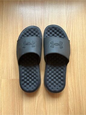 Under Armour Black Slide Sandals (NWOT)